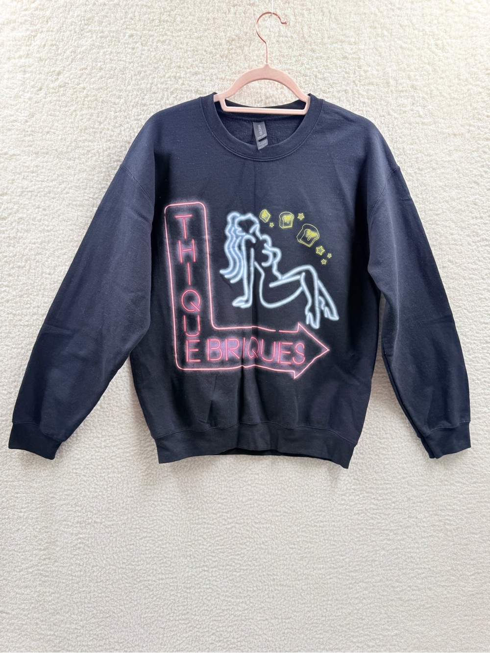 Gildan Heavy Blend Black Graphic Crewneck Pullover Sweatshirt Size M NEW